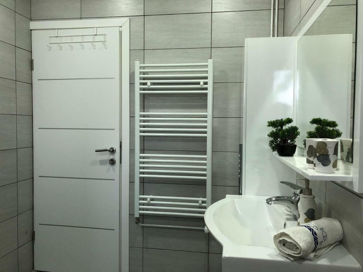 Apartman Danijela Otočac Buitenkant foto